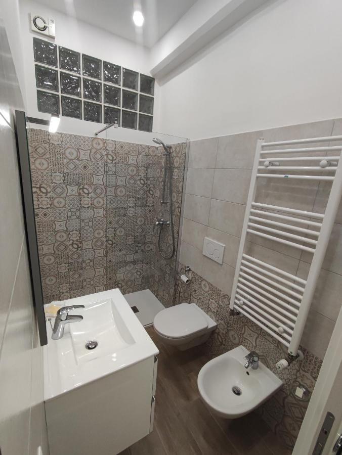 Apartamento Lotto 30 Metro Garbatella Roma Exterior foto