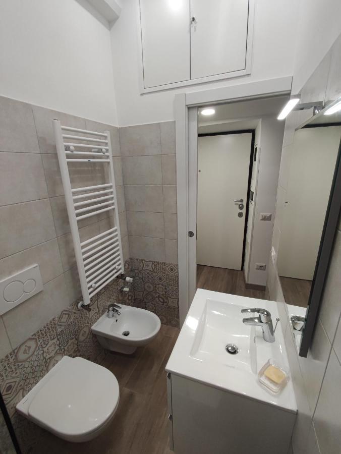 Apartamento Lotto 30 Metro Garbatella Roma Exterior foto
